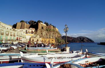 Stadt Lipari auf der Insel Lipari